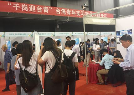 �_��ͬ���ڴ����Ƹ���ҹ����C��