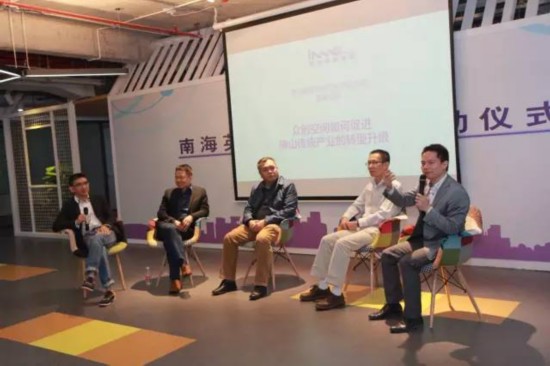 �Ϻ�Ӣ�Z���¿��g��ʽ���ӣ��������wʽ���IͶ�Y�c����