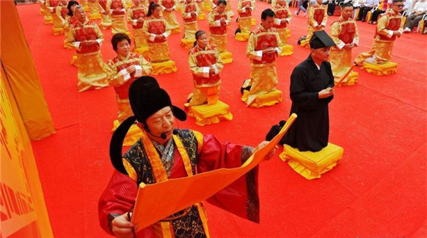 6��13�գ��}�_�ɰ����g�����Ļ�������ӡ����ڰˌú��{Փ����ꐾ����Ļ�������ꐾ�����