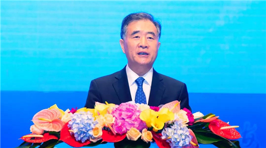 汪洋出席海峽論壇大會并發表重要講話 福建發布惠臺66條措施 第十屆海峽論壇大會今天上午在廈門舉行。中共中央政治局常委、全國政協主席汪……