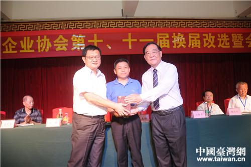 ����ʡ�_(t��i)�k���������������У����ֺ����_(t��i)�f(xi��)���ϕ�(hu��)�L(zh��ng)��ԣ�����ң����S���S�Ľ��Ӄxʽ