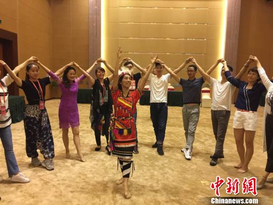 �_�����߽̌W�_���������S����赸���������� �z