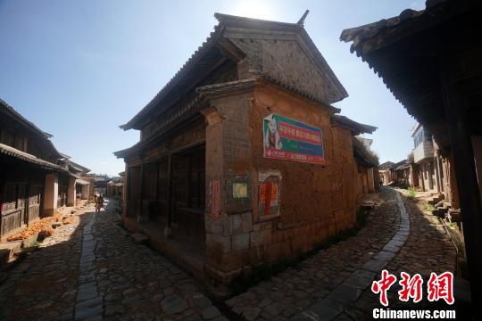 ���ϲ��R�ŵ���Ҫ�Aվ���������A�������� �z