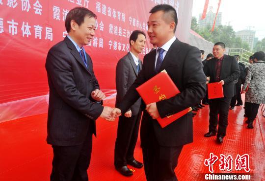 �D���Ŀ���s�F������������ �z