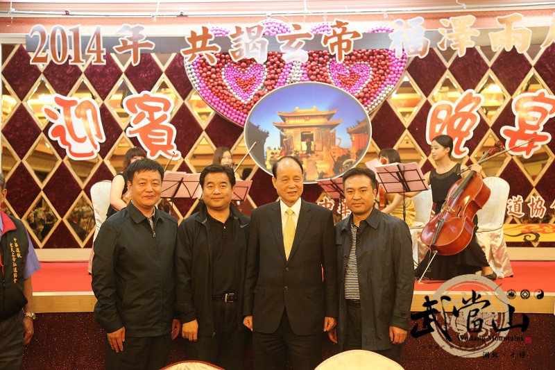 ����������(hu��)�����L����ɭ�����䮔(d��ng)ɽ����Ѳ���F(tu��n)ӭ�e����