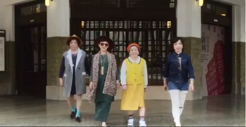 �_���ҡ��Ķ仨����Ƭƴ�^��W(w��ng)��ֱ�������ɐۡ�