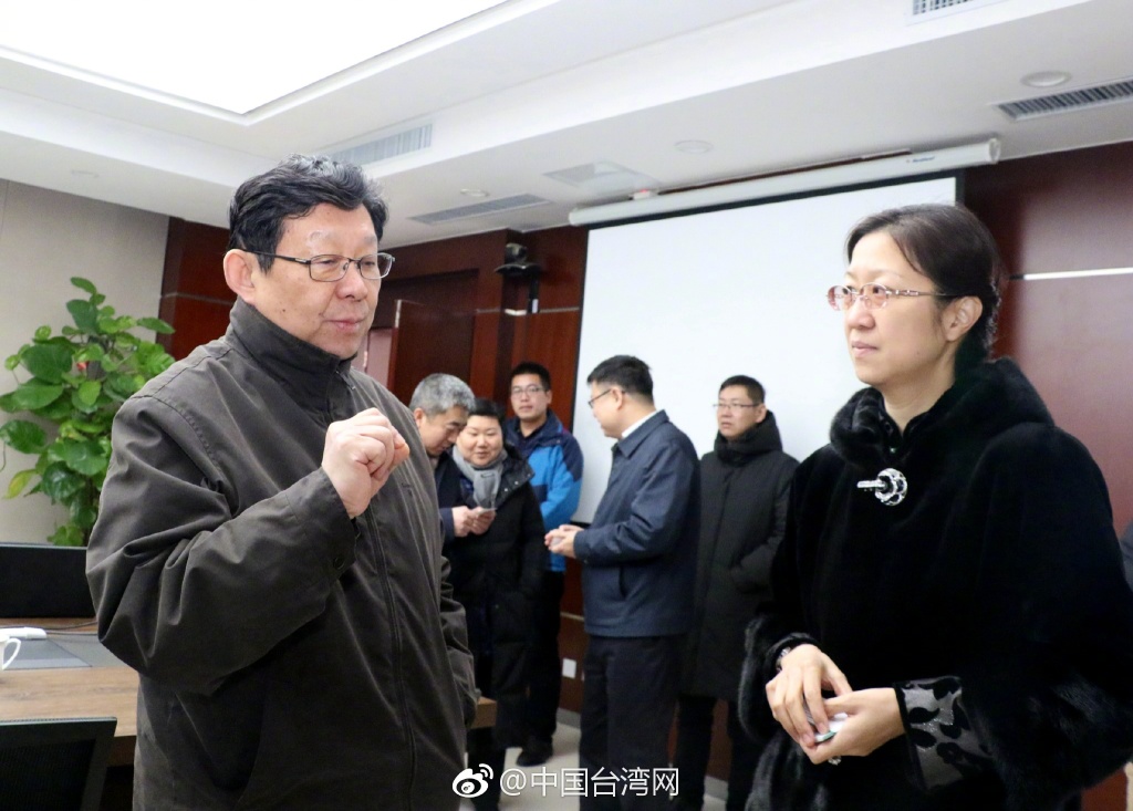 ���f�����Lꐵ�����L�Ѽμ��F �P���_��lչ