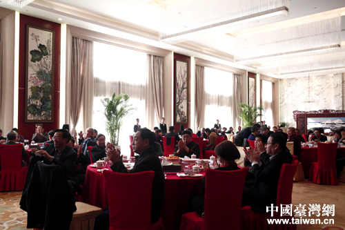 �S��܊Уͬ�W(xu��)��(hu��)�ھ����¡������������ˡ��S���H���Լ�����y(t��ng)��(zh��n)�����P(gu��n)�I(l��ng)��(d��o)��60���˳�ϯ��Ԓ��(hu��)