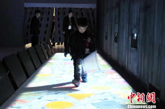 �_����3D̫�����������չ���ںӱ�������չ