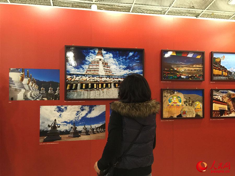 “海外華文媒體眼中的藏區”攝影展在臺舉辦 “海外華文媒體眼中的藏區”攝影展在臺舉辦