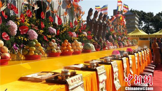 “南海觀音,慈應(yīng)寶島”佛教開光法會現(xiàn)場 “南海觀音,慈應(yīng)寶島”佛教開光法會現(xiàn)場