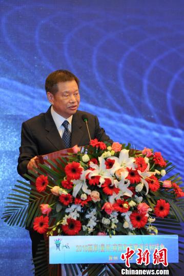 臺灣工商建設研究會理事長廖萬隆致辭。 賀俊怡 攝