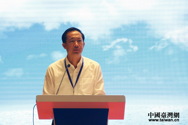 福建省副省長(zhǎng)李德金出席論壇并致辭。(中國(guó)臺(tái)灣網(wǎng) 王怡然 攝) 福建省副省長(zhǎng)李德金出席論壇并致辭。(中國(guó)臺(tái)灣網(wǎng) 王怡然 攝)