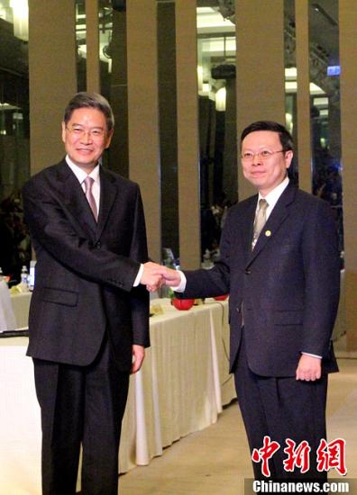 ��־܊���󣩺����������ң�