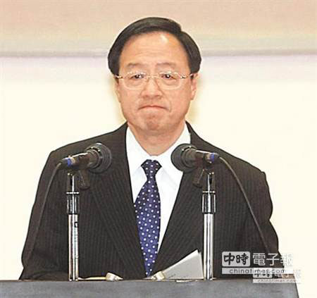 大陸與韓國10日宣布完成雙邊自由貿易協議(FTA)實質內容談判,江宜樺表示,這對臺灣經貿是重大警訊,并非是恫赫或欺瞞民眾 大陸與韓國10日宣布完成雙邊自由貿易協議(FTA)實質內容談判,江宜樺表示,這對臺灣經貿是重大警訊,并非是恫赫或欺瞞民眾