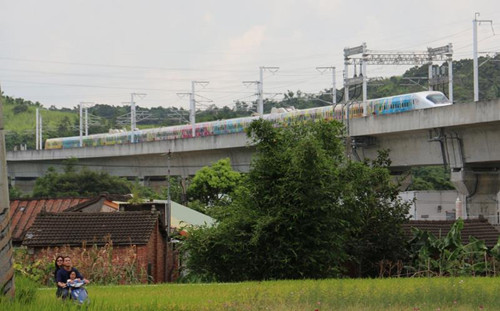 臺灣立法機構初審確定高鐵接管法源(圖)