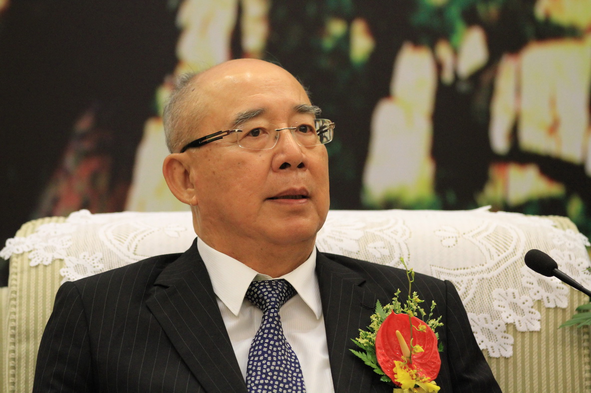 �ǲ��ۣ����Ը���ǿ����ɰ��ں�ƽ·���^�m(x��)�~�M(j��n)