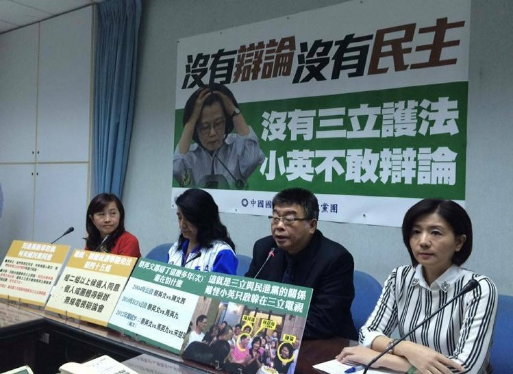 ��Ӣ�ĈԳ��������k�qՓ ȫ�_4�ɼ�ͥ�o���տ�