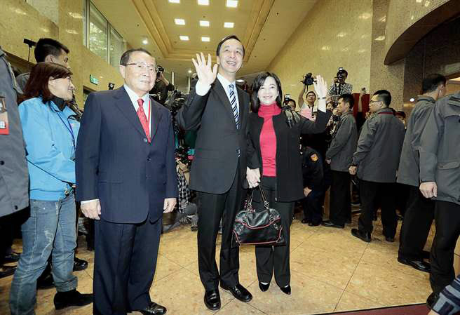 �������c����ٻ���ֲ����qՓ�F(xi��n)��(ch��ng) �M�@����(��i)