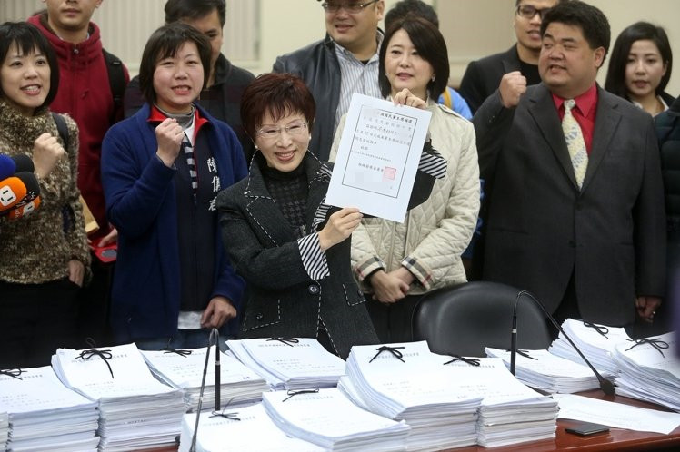 �������y8�f(li��n)�����ɵ�ӛ:�،������h��������