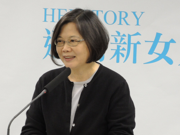 ��Ӣ�ģ�δ��(l��i)�_(t��i)���؅^(q��)�I(l��ng)��(d��o)��ǰ����ӡ�Ů����