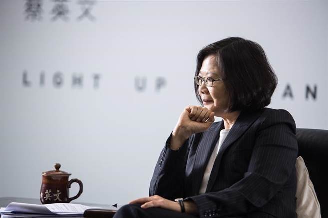 ���M(j��n)�h��ϯ��Ӣ�ġ����DƬ��(l��i)Դ���_(t��i)�����Ї�(gu��)�r(sh��)��(b��o)����