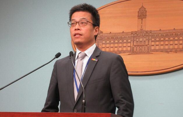 “謙卑”蔡英文的“囂張”發言人黃重諺 “謙卑”蔡英文的“囂張”發言人黃重諺