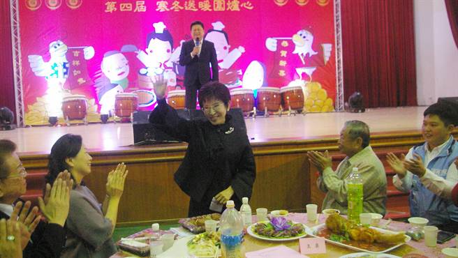 洪秀柱花蓮“搏暖” 傅崐萁助陣支持 洪秀柱花蓮“搏暖” 傅崐萁助陣支持