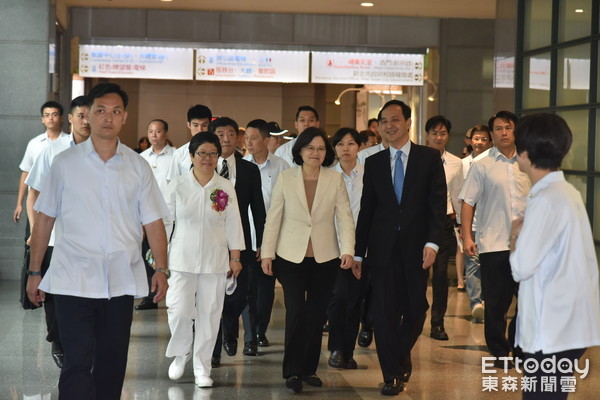 蔡英文執政一周年 新北市長朱立倫送上四字箴言 蔡英文執政一周年 新北市長朱立倫送上四字箴言