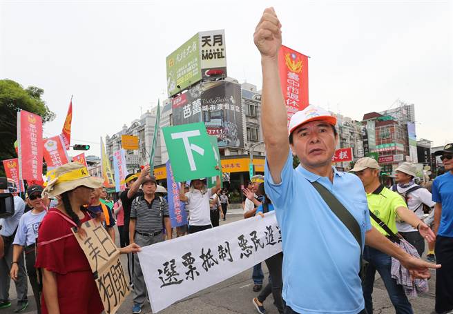 ��Ӣ�ĳ��О�ܿ��hȺ�� ��·���_��͌��н�ͨ����