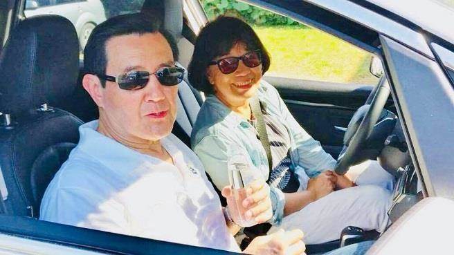 �RӢ���������_���{�λ �_�Ǐ����뵽һ����ЦԒ