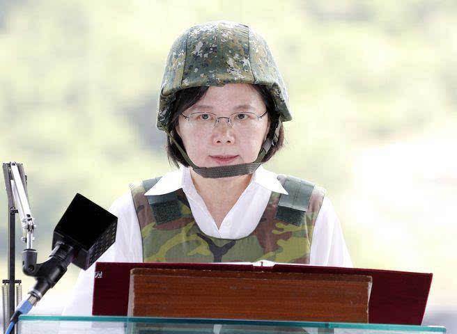 烏龍!臺軍百名役男因軍方算錯日期被“提早退伍” 烏龍!臺軍百名役男因軍方算錯日期被“提早退伍”