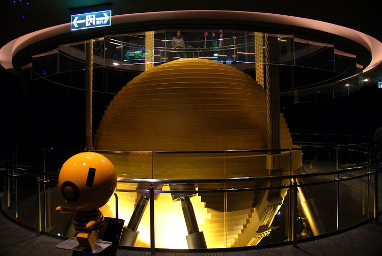 絕對奇妙--全球最大風阻尼器 - hhgwei - hhgwei的博客 絕對奇妙--全球最大風阻尼器 - hhgwei - hhgwei的博客