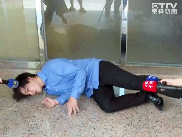 �_���z�e�_�ˡ��{�񱻴����^ ����z�e�ǵ�����