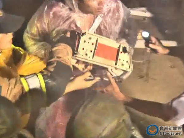 �_�����d��������ش���y�����@�ں���