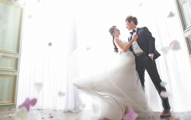 �_(t��i)��Ůͬ־�k�Y(ji��)��xʽ 93�q���̠��OŮ�߼t̺�I(xi��n)ף��