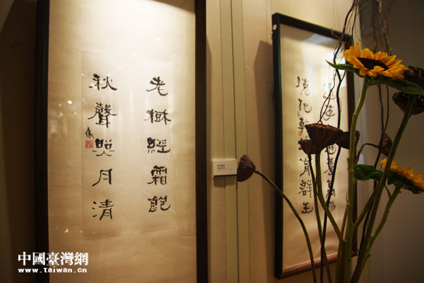 �_����������ʿ�x�������𣬺�ī���A������չ�ھ��e�k