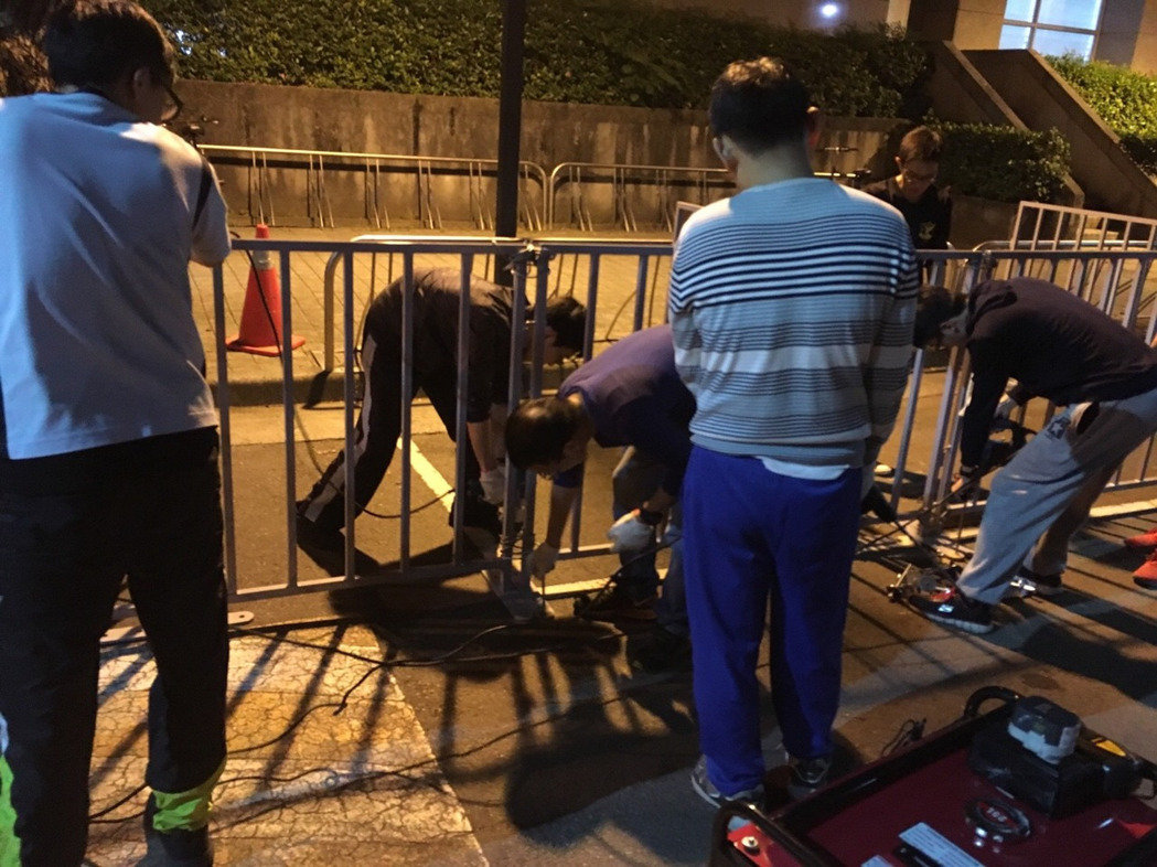 �_�а���������ҹ�Ӱ����峿