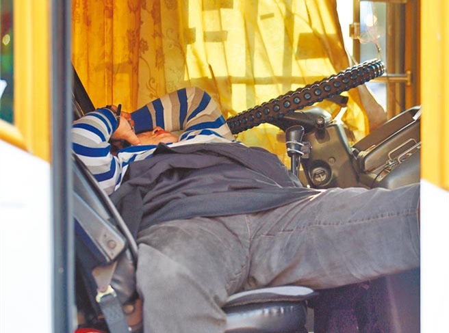 �_���[܇˾�C����ɽ�г̃��^������܇ һ��������