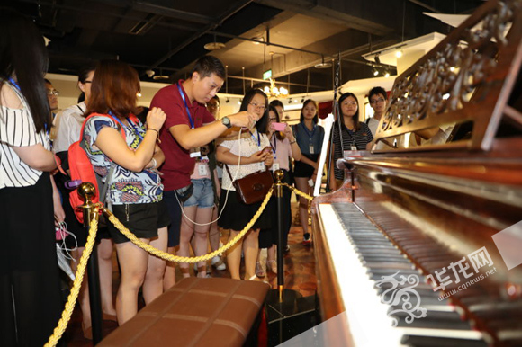 ���ǰ��ӛ�߂��ͳ��֙C(j��)����˲�g