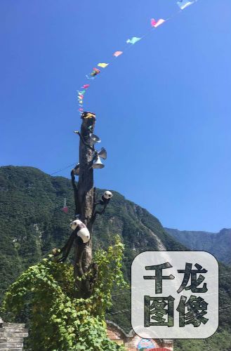 ���d�hѩɽ��·�Ե���؈��־