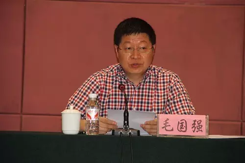 �Q����ί����һ�� �����k���ұ��˴̚�