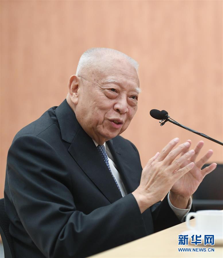 (香港回歸二十周年·圖文互動)(2)“毫無疑問,‘一國兩制’在香港取得巨大成功”——訪全國政協副主席董建華 (香港回歸二十周年·圖文互動)(2)“毫無疑問,‘一國兩制’在香港取得巨大成功”——訪全國政協副主席董建華