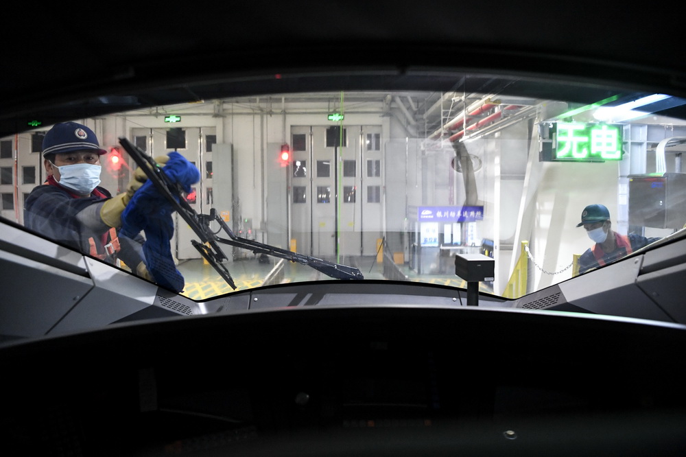 3��19�գ������ˆT���m��܇�v���y����܇�\������ϴ��܇܇�^��λ��