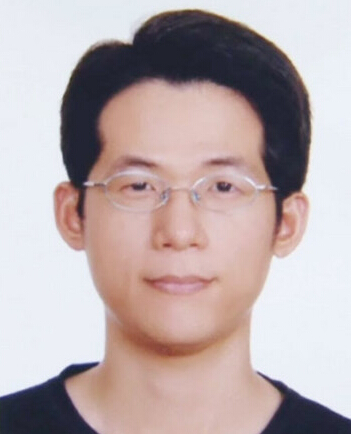 Փ������{�� ���Ƽ�����:�ό��˲�С�����e·�����D������h�������_ý��