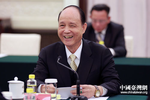 �_�������������L����ɭ