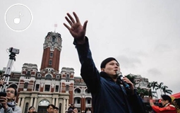 早安海峽:網友諷黃國昌可以帶腦子來作秀嗎?