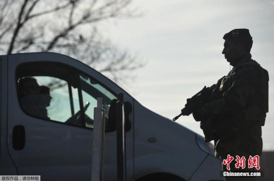 ���ؕr�g2016��12��22��,����Ottmarsheim,�������ڵ·�߅���z���^��܇�v��������܇���u�ɷ��l��ȫ�W����ͨ����,���p10�f�WԪ��