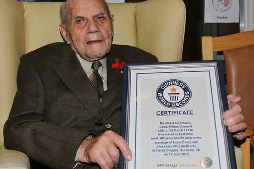 �Y�ψD������