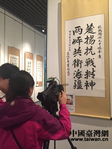 ����չ�F��